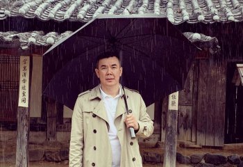 «Бизнес по казахски» актерлары Қоянбаевтан қомақты қаражат талап етуде